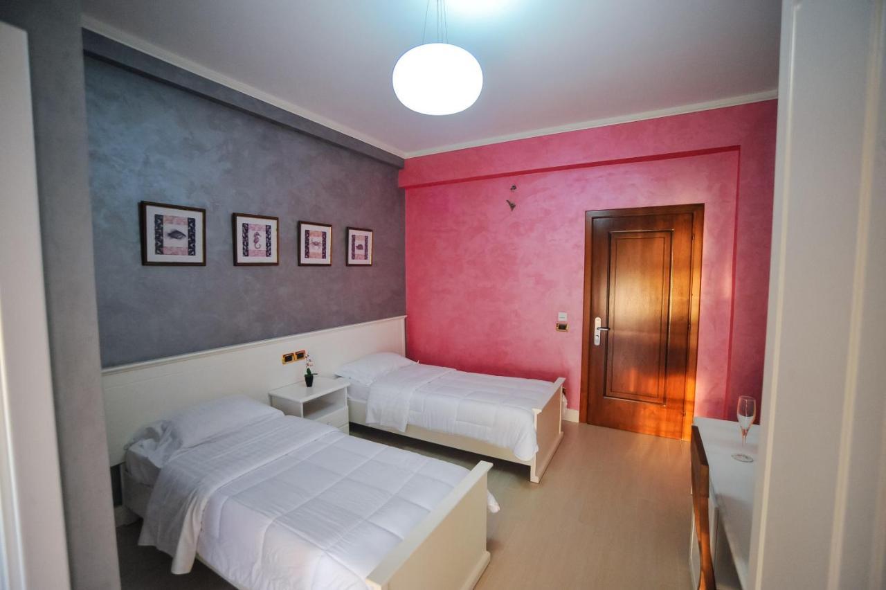 Iliria Internacional Hotel Durrës Extérieur photo