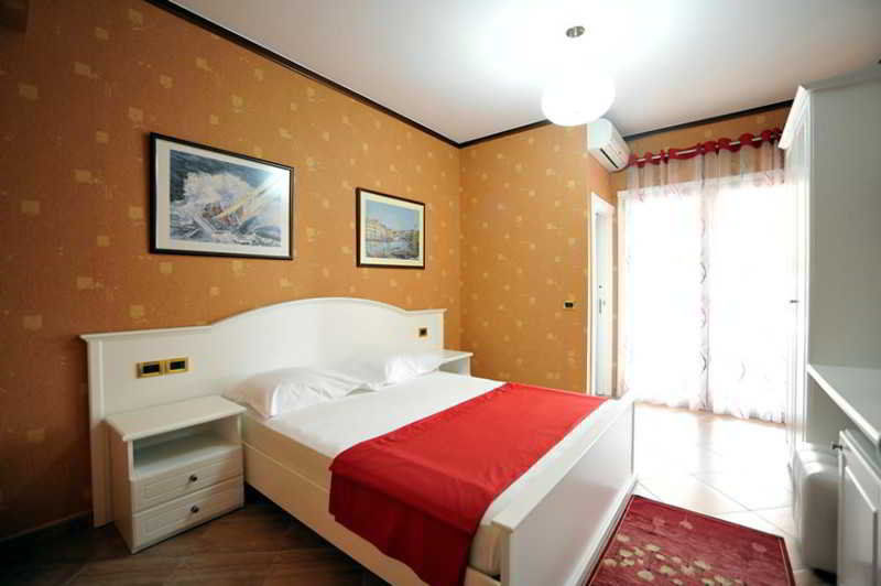 Iliria Internacional Hotel Durrës Extérieur photo