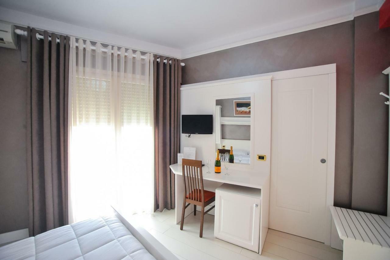Iliria Internacional Hotel Durrës Extérieur photo