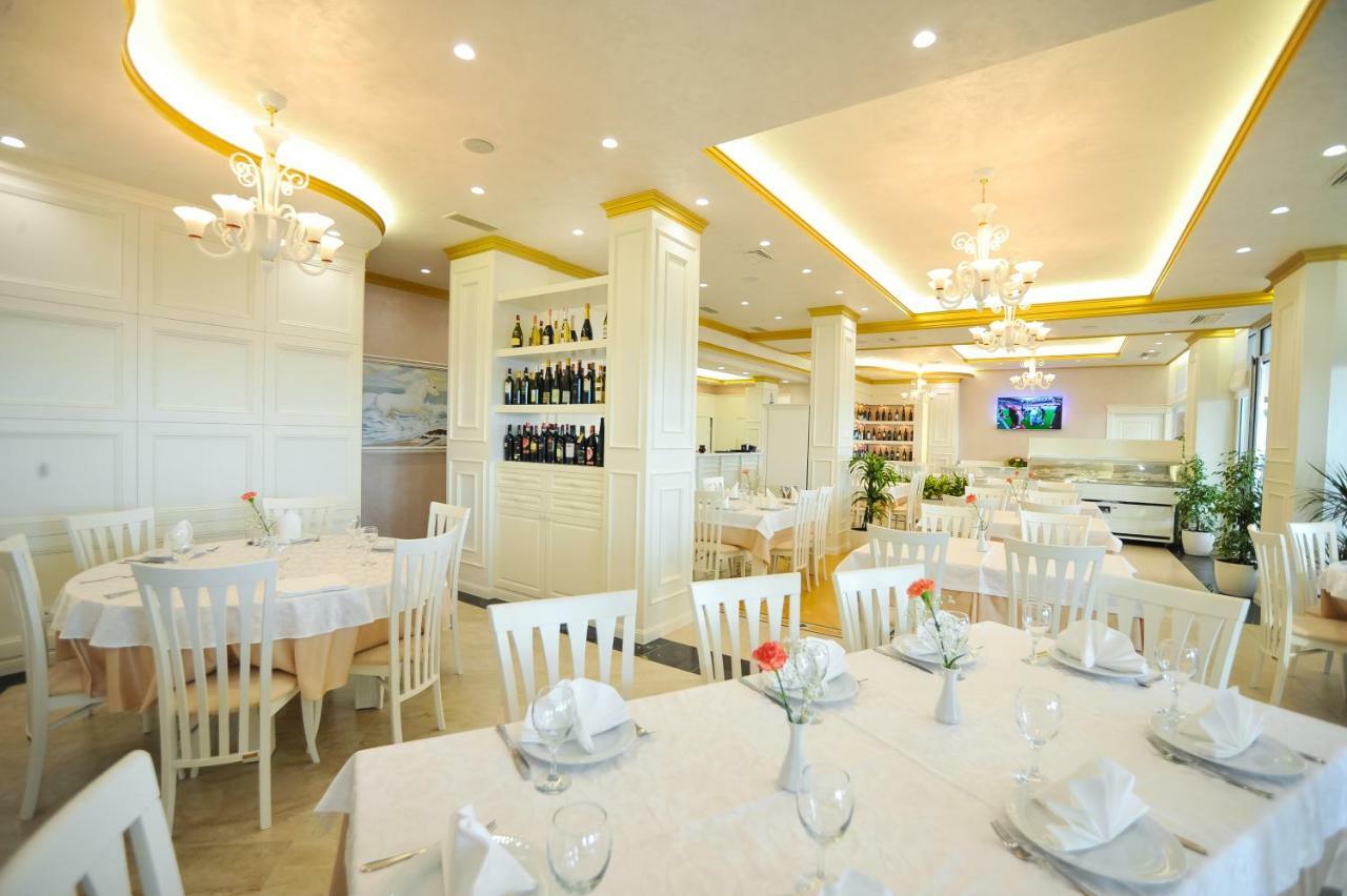 Iliria Internacional Hotel Durrës Extérieur photo